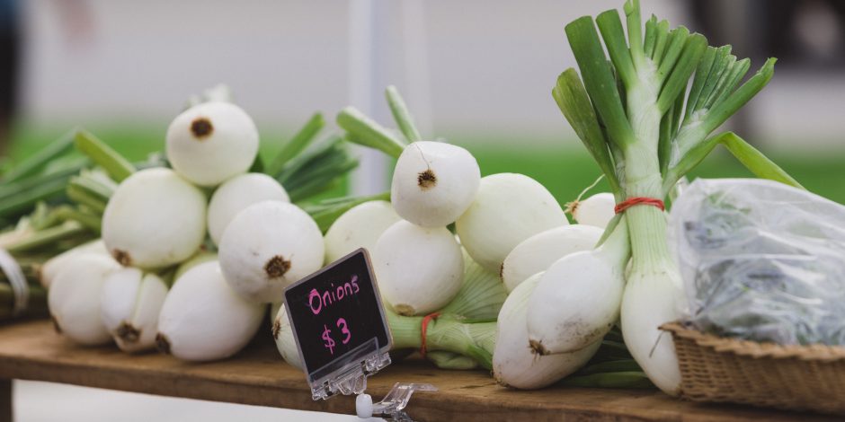 onions for sale farmers market