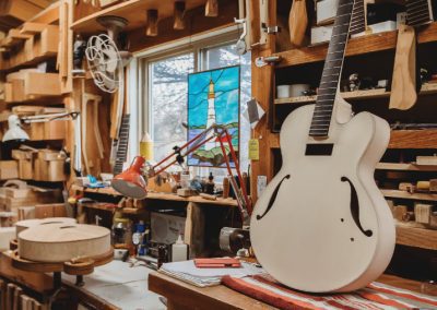THE ART OF THE ARCHTOP