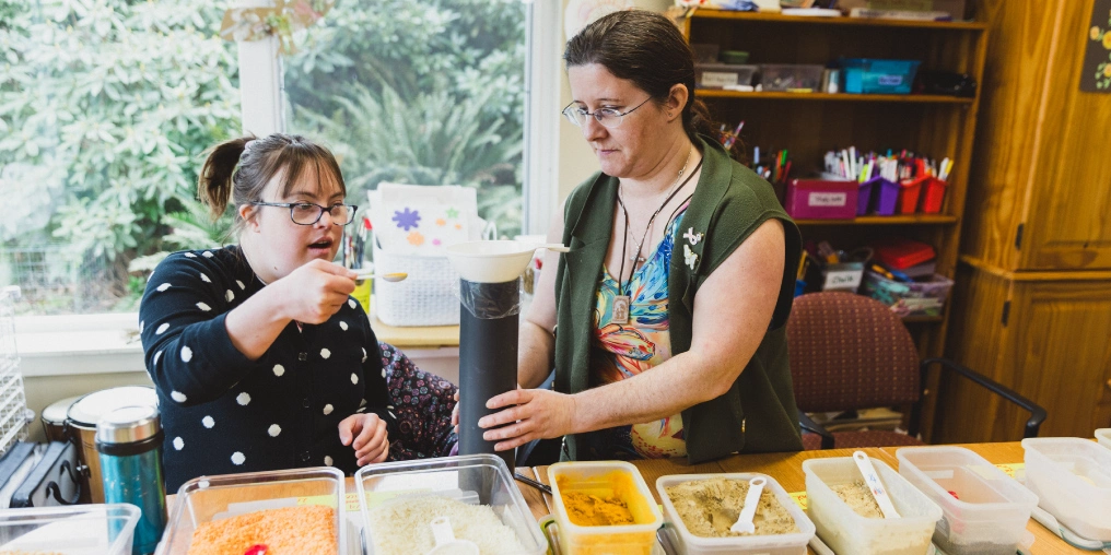 larche baking activity together